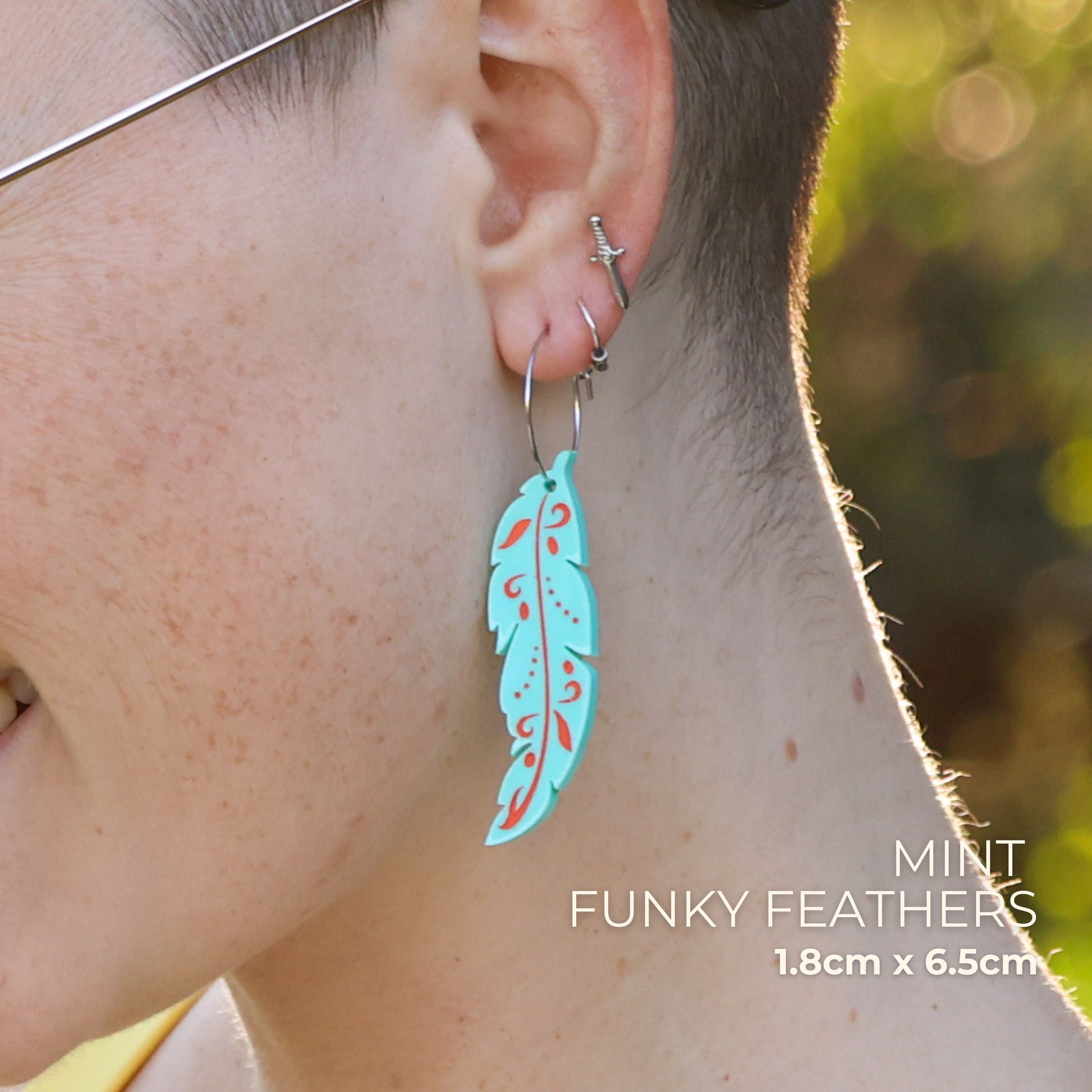 BINKABU Funky Feathers - Mint handmade acrylic bird earrings