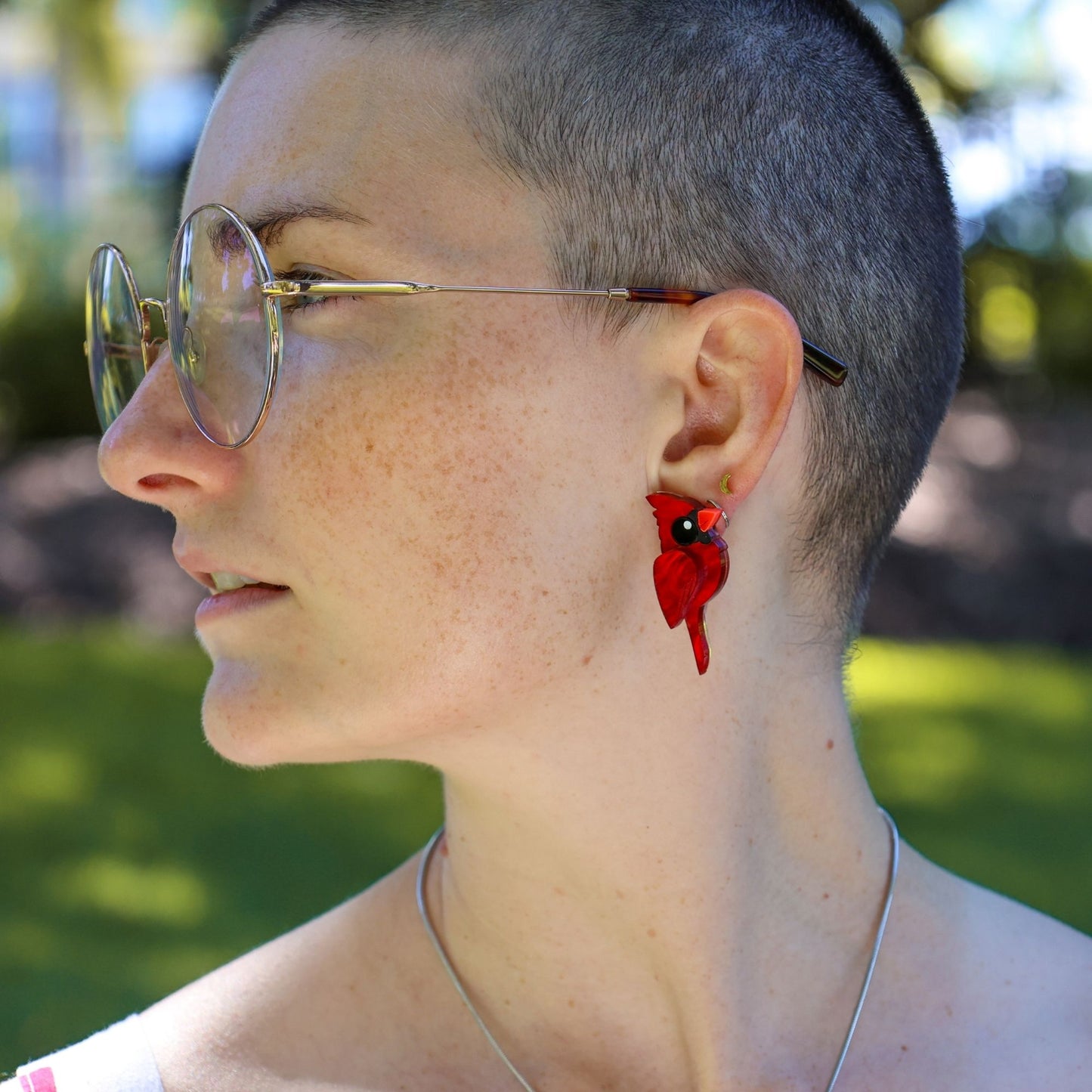 BINKABU Northern Cardinal Studs handmade acrylic bird earrings