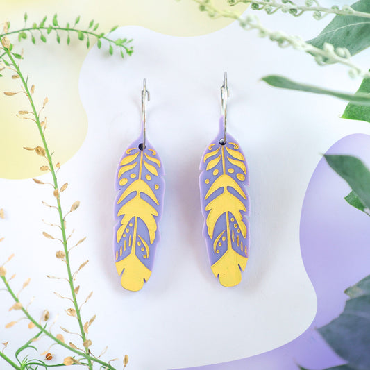 BINKABU Funky Feathers - Lavender handmade acrylic bird earrings
